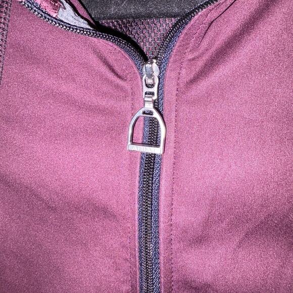 Ariat TEK Sunstopper 3.0 1/4 Zip Baselayer Burgundy & Grey Women’s Size SMALL - Picture 4 of 10